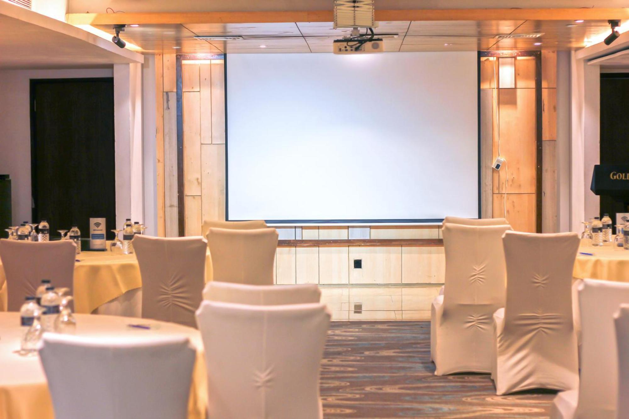 Golden Tulip The Grandmark Dhaka Exterior foto