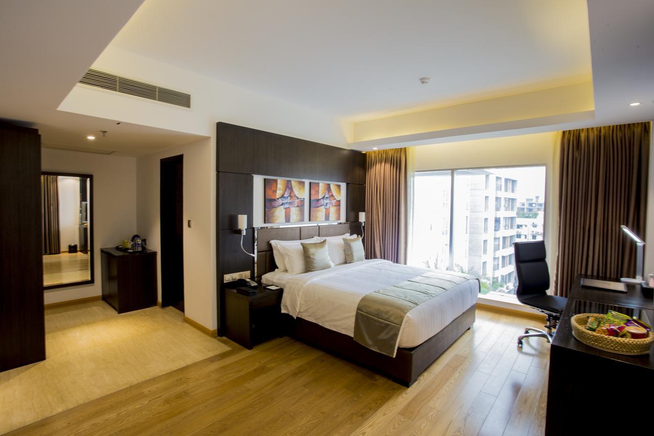 Golden Tulip The Grandmark Dhaka Exterior foto