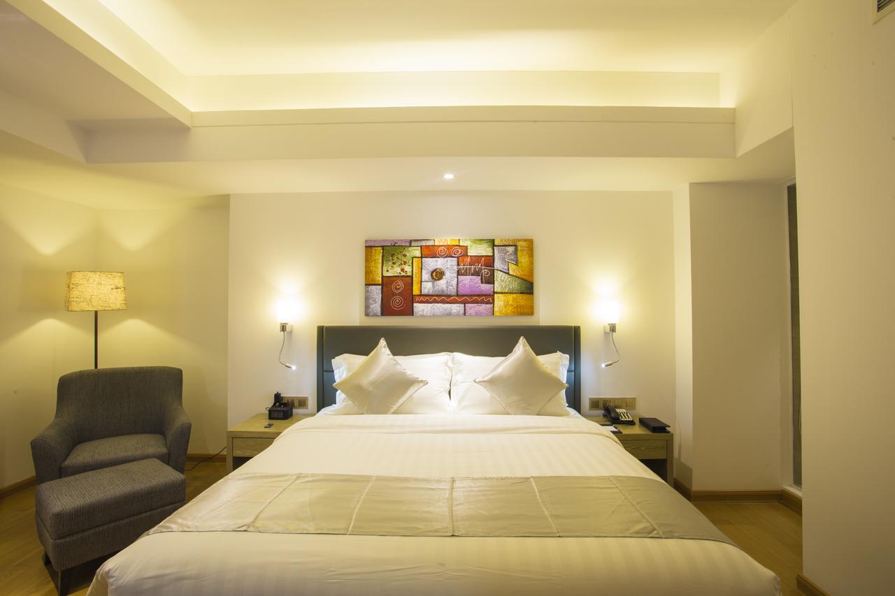 Golden Tulip The Grandmark Dhaka Exterior foto